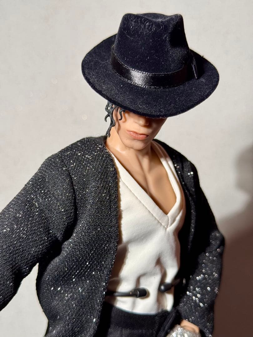 ホットトイズ/マイケル・ジャクソン (ビリージーン) 1/6スケール フィギュア