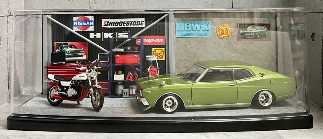 国産名車 1/24 ローレル カスタム ガレージ ジオラマ 旧車 ミニカー ZⅡ