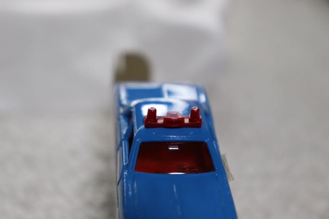 トミカ　青箱　ダッジコロネット カスタム　ポリスカー　日本製　F8 外国車