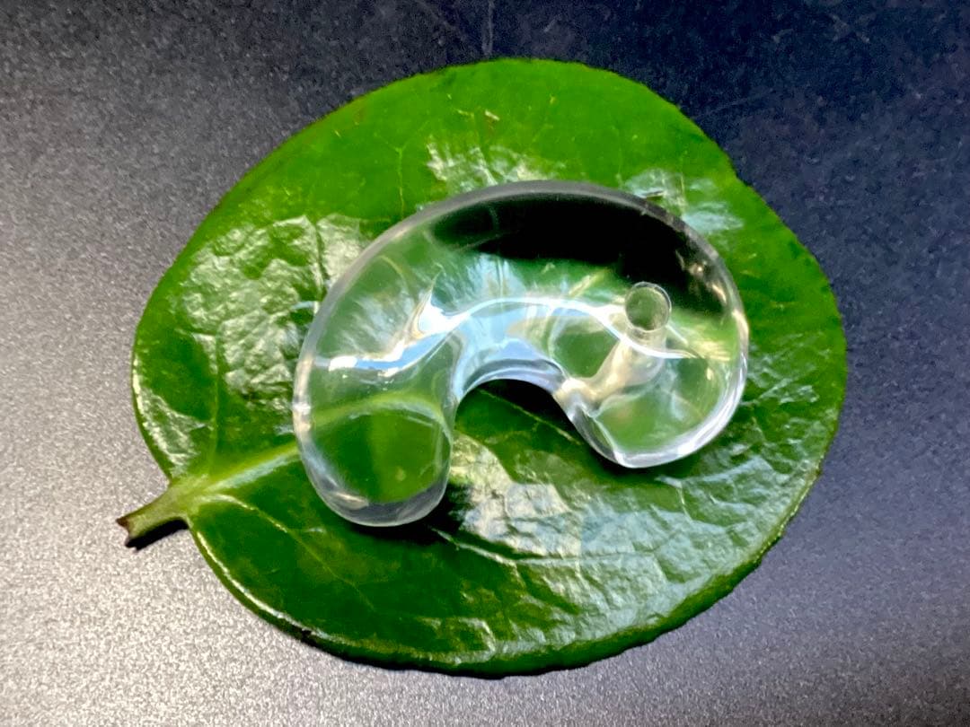 ✳黒平水晶透明感のある水晶 特大38.5mm 国内最高峰のパワー勾玉鑑別書付