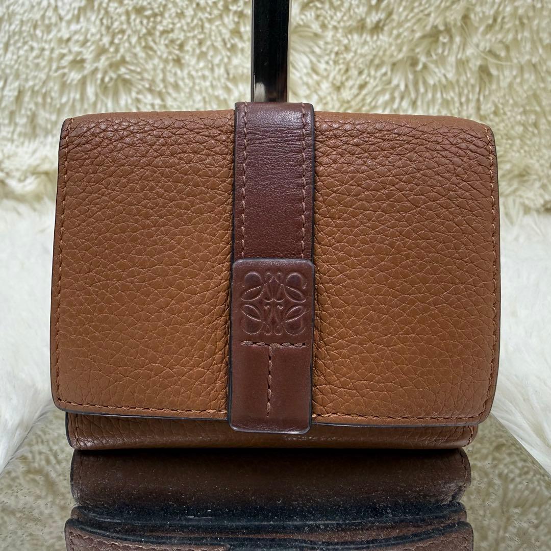 ✨美品✨ロエベ　三つ折り財布　トライフォールドウォレット　ブラウン　アナグラム