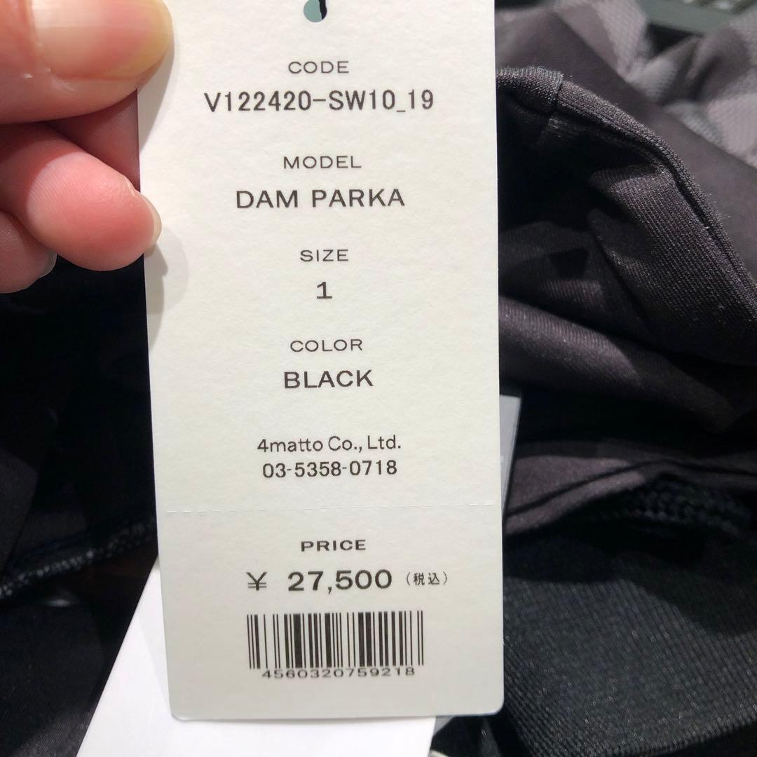 V12 レディース　パーカー　Mサイズ