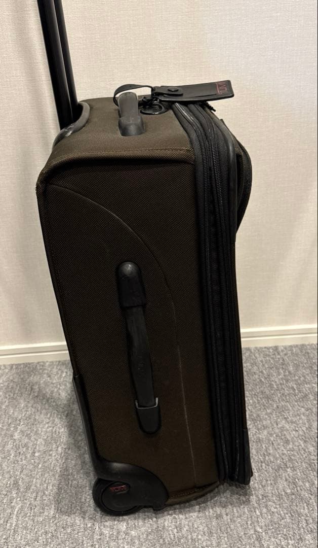 TUMI　トゥミスーツケース　ブラウン　ビジネス　旅行　出張