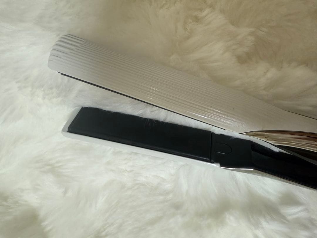 リファビューテック ストレートアイロン