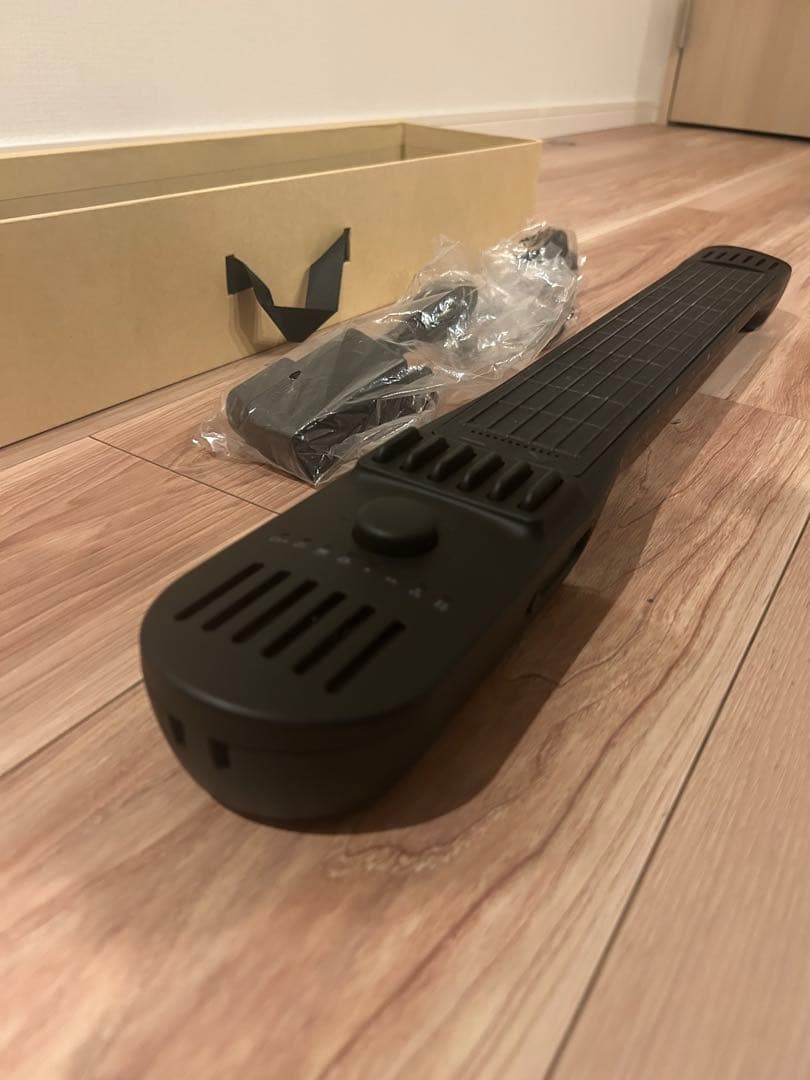 Artiphon INSTRUMENT 1 MIDIコントローラー