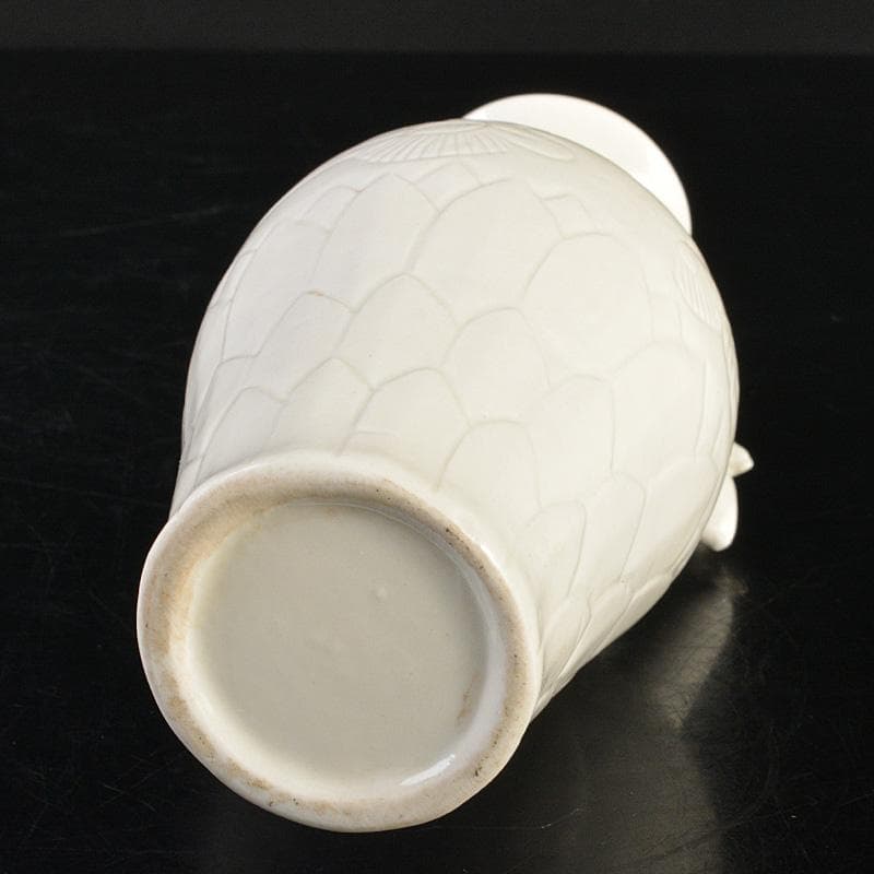 中国　徳化窯白磁　刻蓮花文　浄瓶　V　R7252