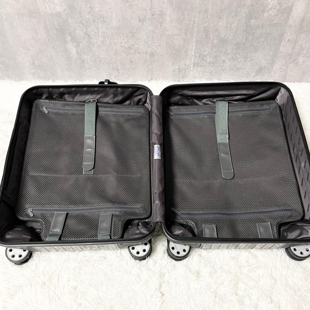 【美品】リモワ サルサデラックス 52L ブラック 4輪 スーツケース