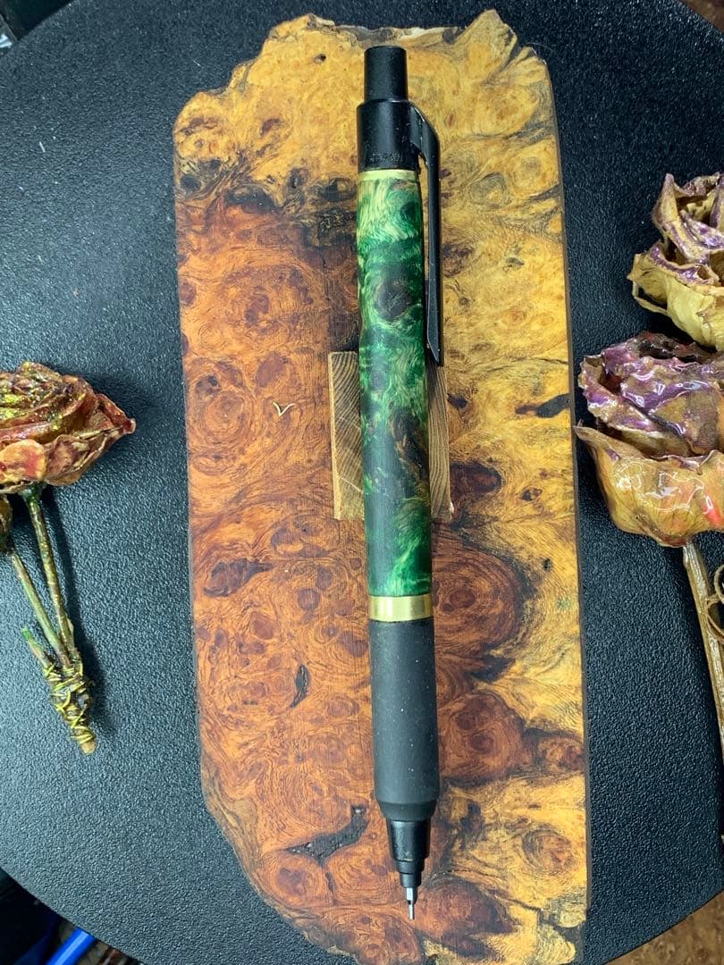 ほやクルトガksグリーンスタビシャープペンシル0.5mm