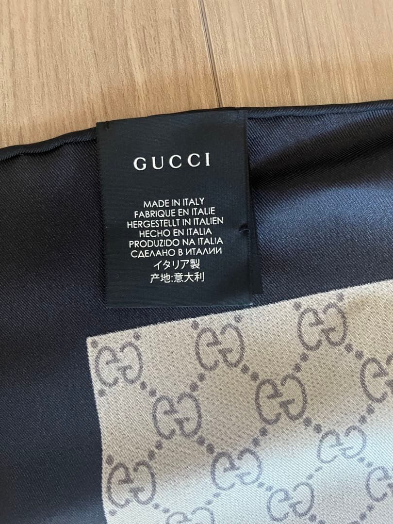 新品未使用　GUCCI ストール シルク　ショール 大判　マフラー　箱付き