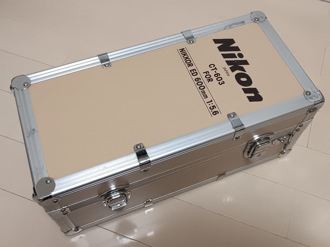 NIKKOR Ai 600mm f/5.6Sレンズ テレコンTC-14B付き