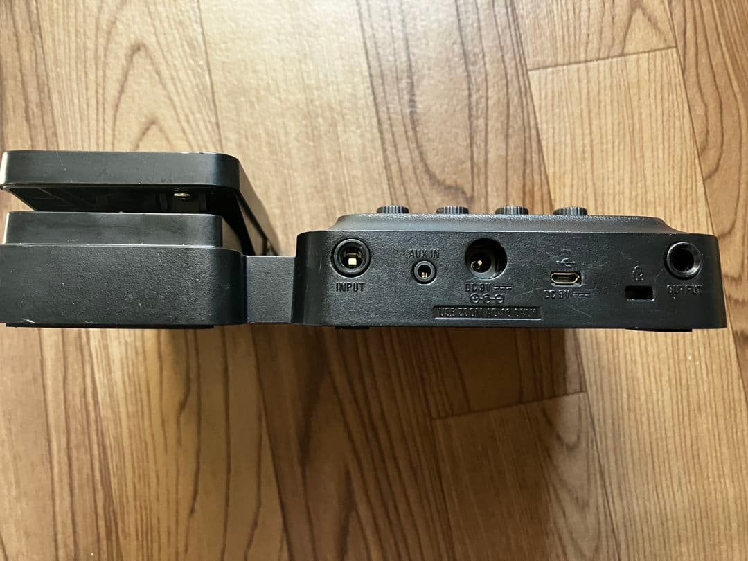 【値下げ】【動作確認済み】ZOOM G1X FOUR マルチエフェクター