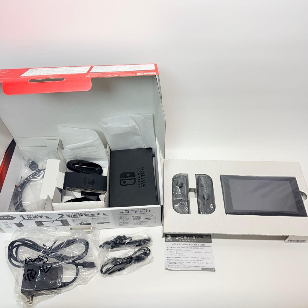 完品　美品　Nintendo Switch 本体　グレー　ニンテンドー　スイッチ