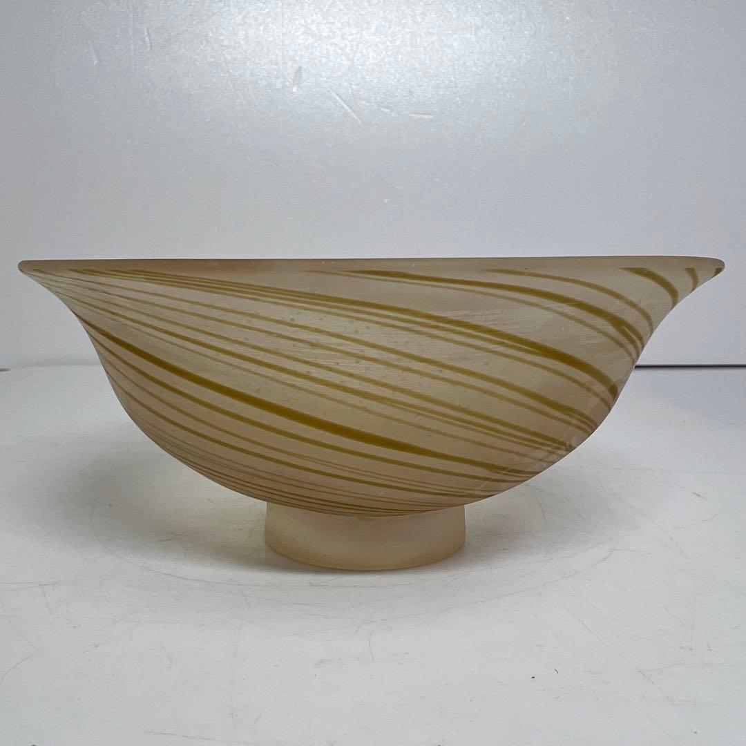 ☆茶③ 山下瑠風　義山　忍冬　ガラス　平茶碗　共箱　口径14.3cm