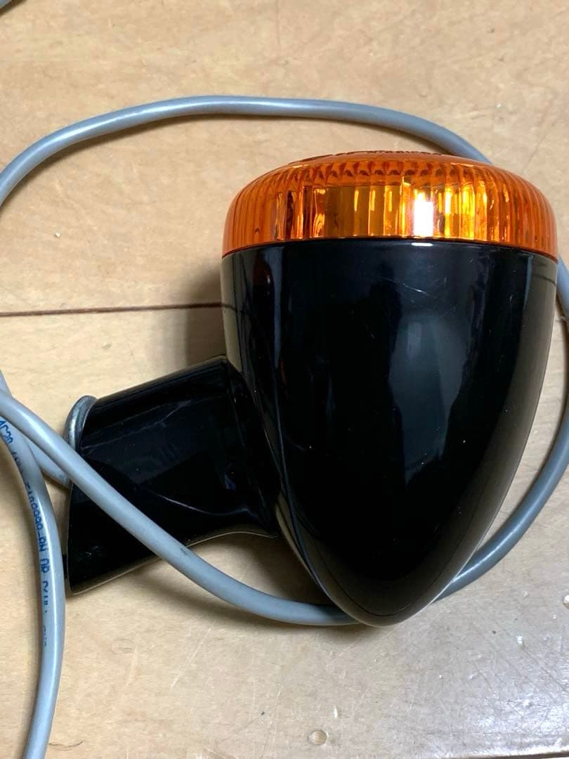 ハーレーダビッドソン 純正　リアウインカー　マウント　ボルト付き　フルオリジナル