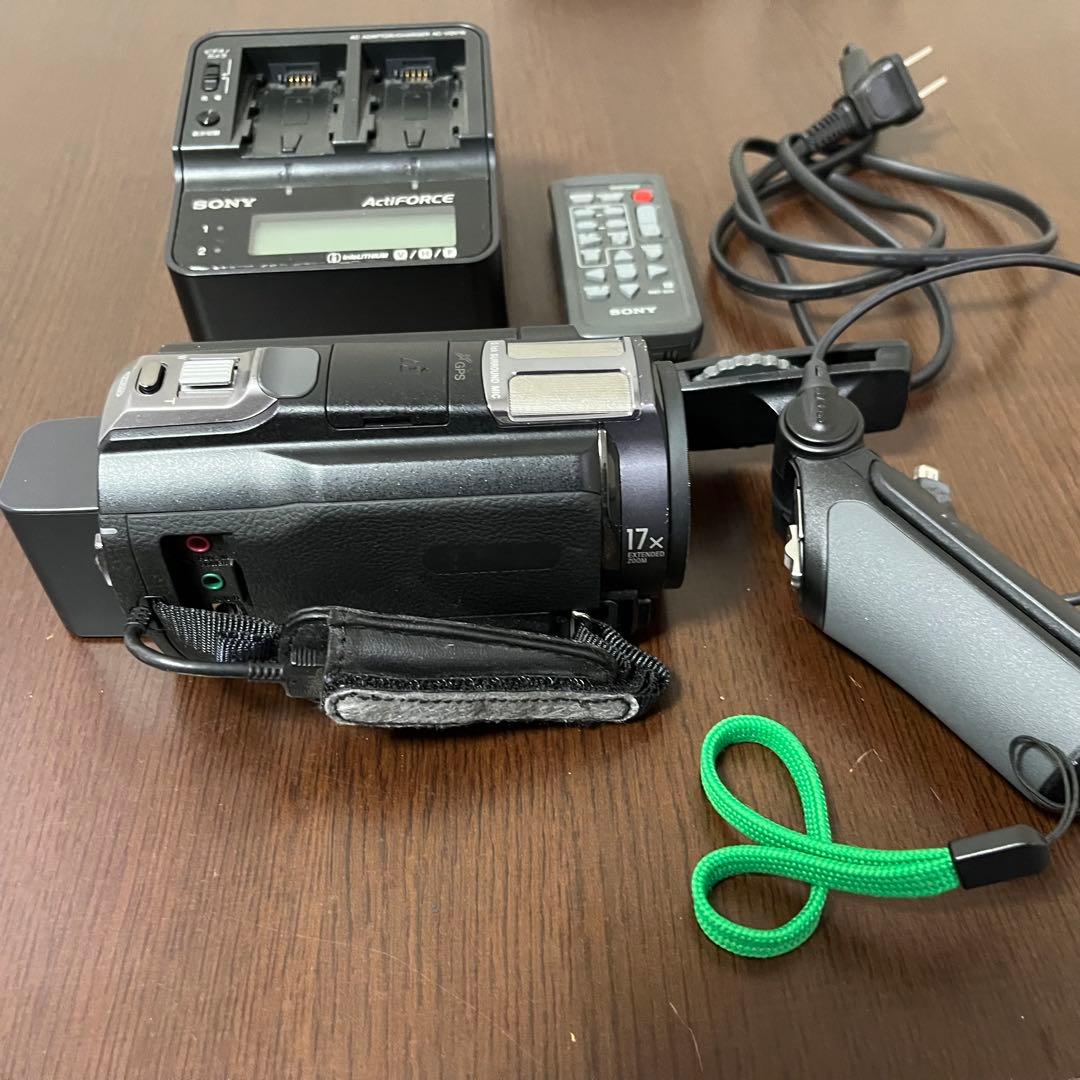 SONY HDR-CX720Vビデオカメラ　バッテリーチャージャー付