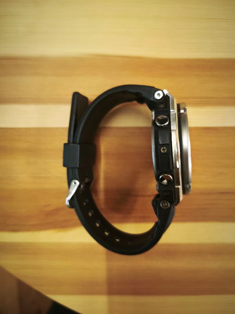 ジーショックG-STEEL 電波ソーラー GST-W110-1AJF ブラック