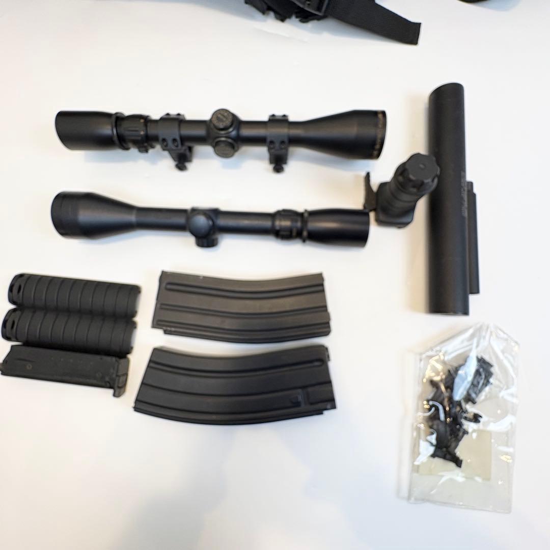 東京マルイ 次世代電動ガン M4A1 カービン 付属品多数