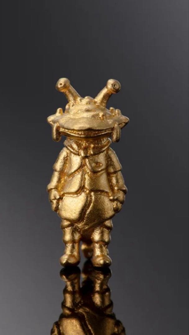 純金　ミニフィギュア『カネゴン』