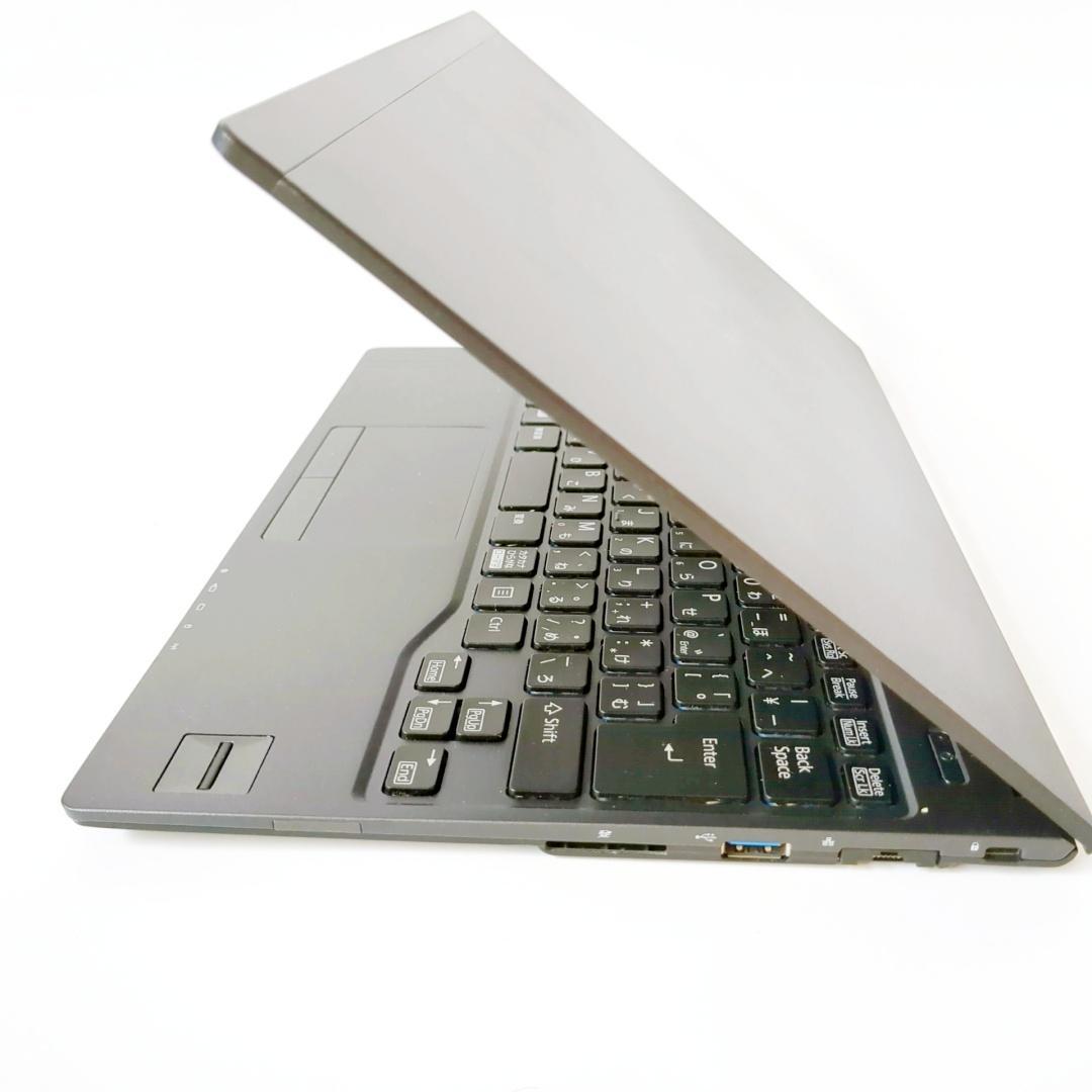 軽量薄型✨【美品】メモリ8GB爆速SSDで快適✨設定済ですぐ使えるノートパソコン