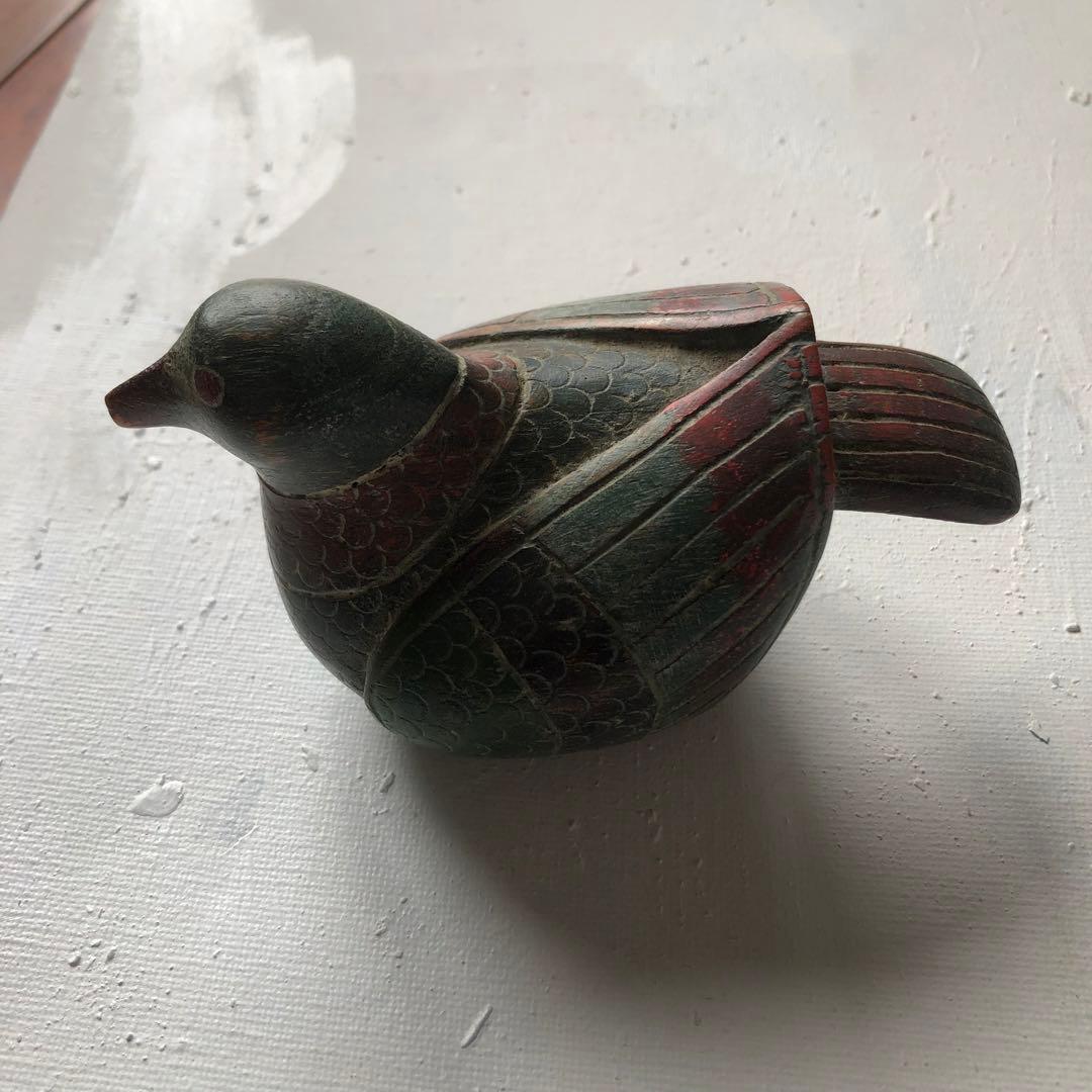 鳥の置物　木製