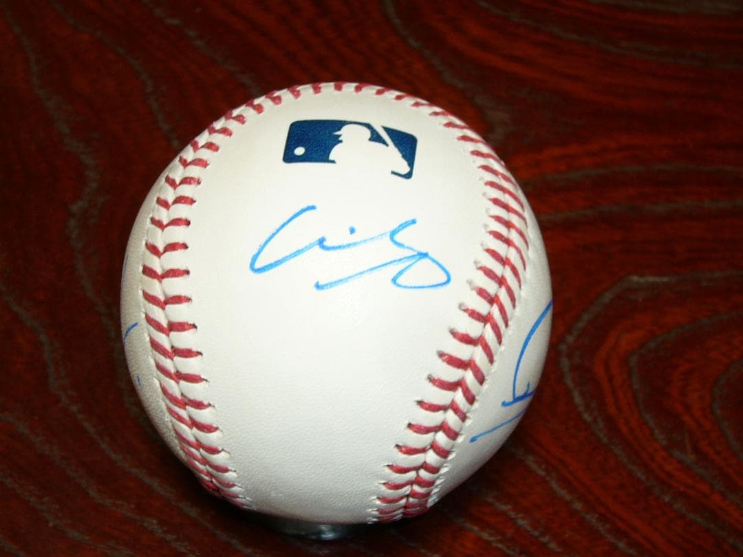 MLB　大谷翔平　山本由伸　佐々木朗希３選手　直筆寄書きサイン　ドジャース　送込