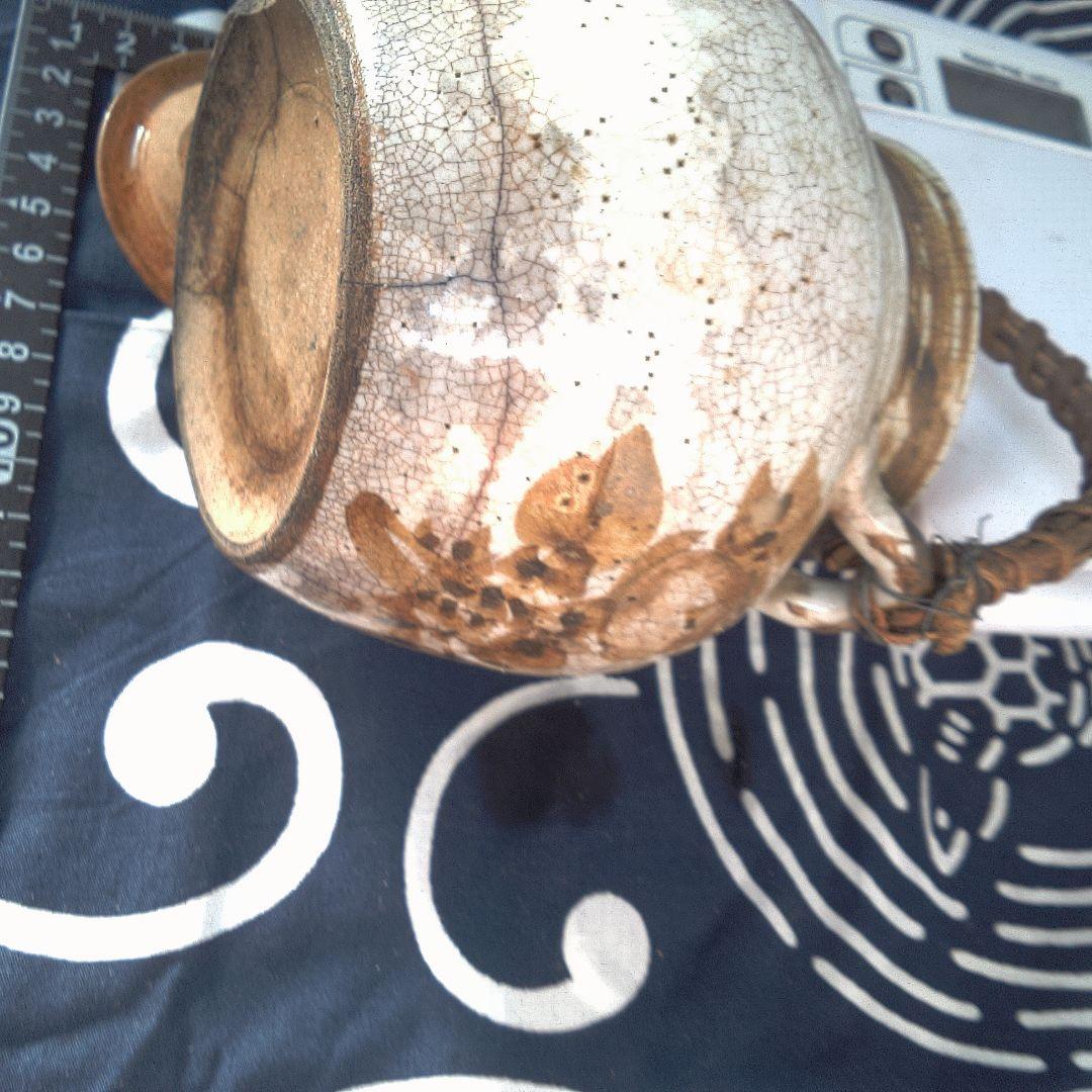 骨董２手作り陶器急須 籐ハンドル付き 水漏れあります