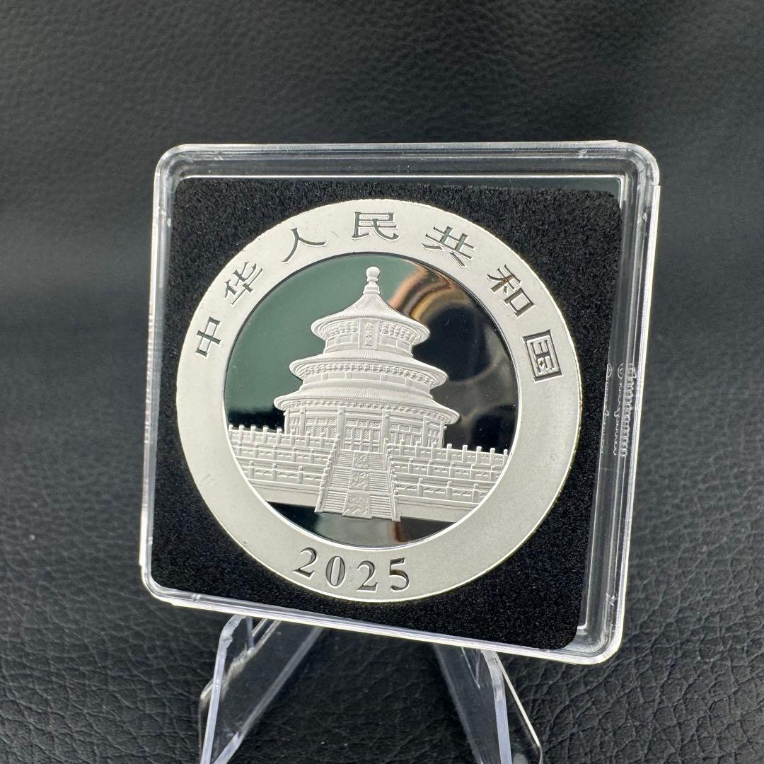 中国 パンダ 銀貨 2025年 純銀 ゴールドギルト特別版 観賞用ケース入