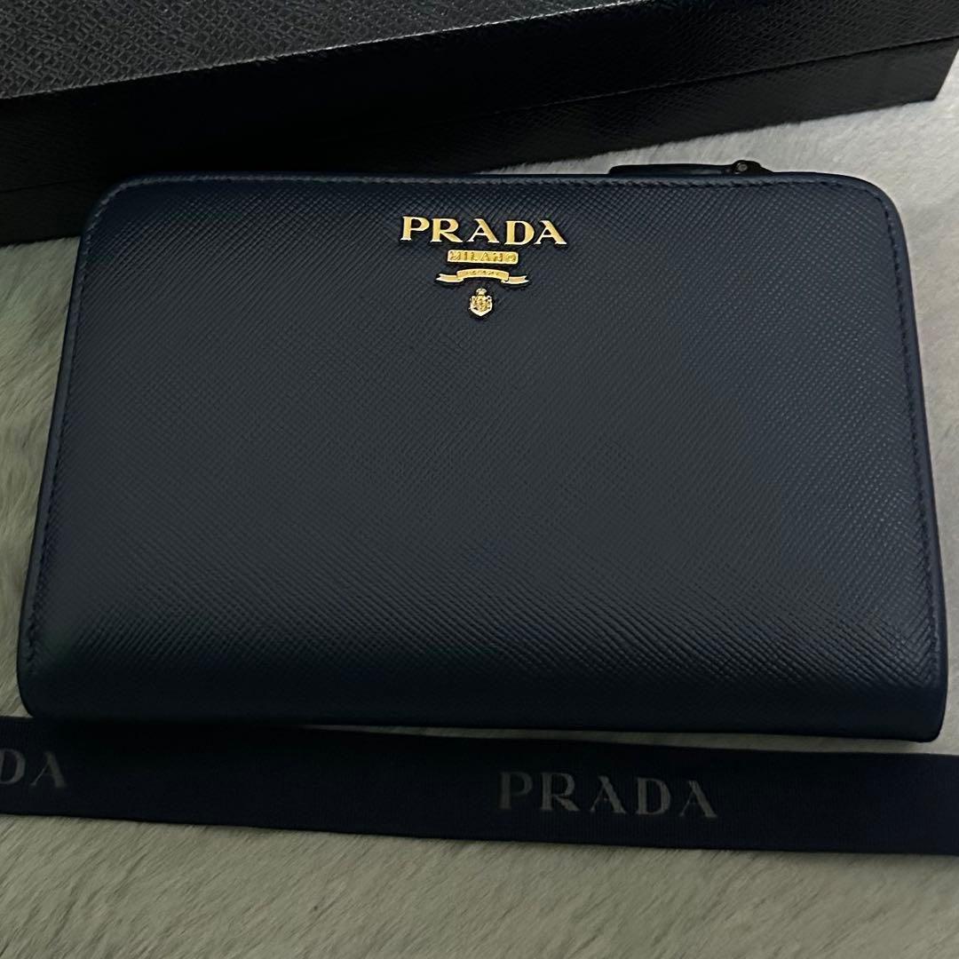 PRADA プラダ　折り財布　ラウンドファスナー　ゴールドロゴ　ブルー