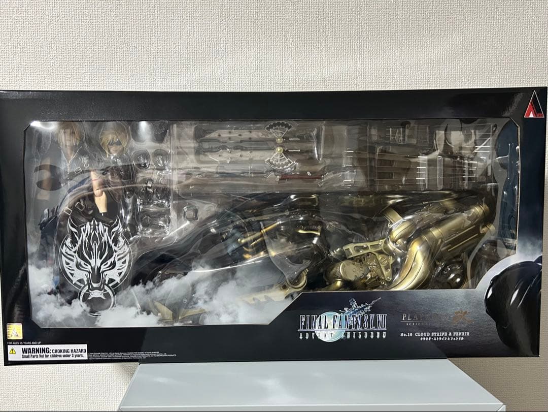 PLAY ARTS改 FF7AC クラウド・ストライフ&フェンリル