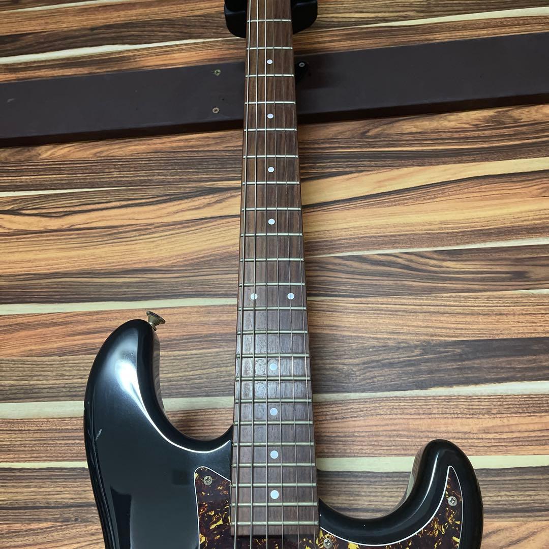 フェルナンデス　ストラト