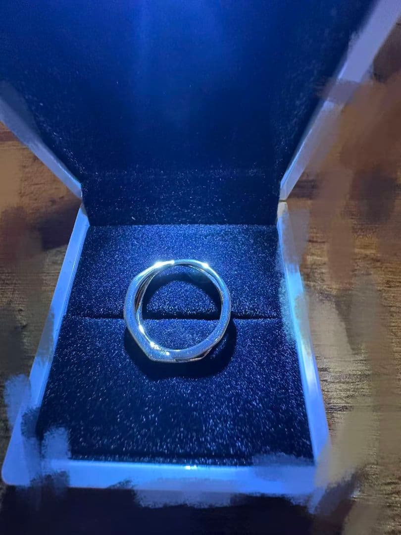 シルバー ツイストデザイン リング