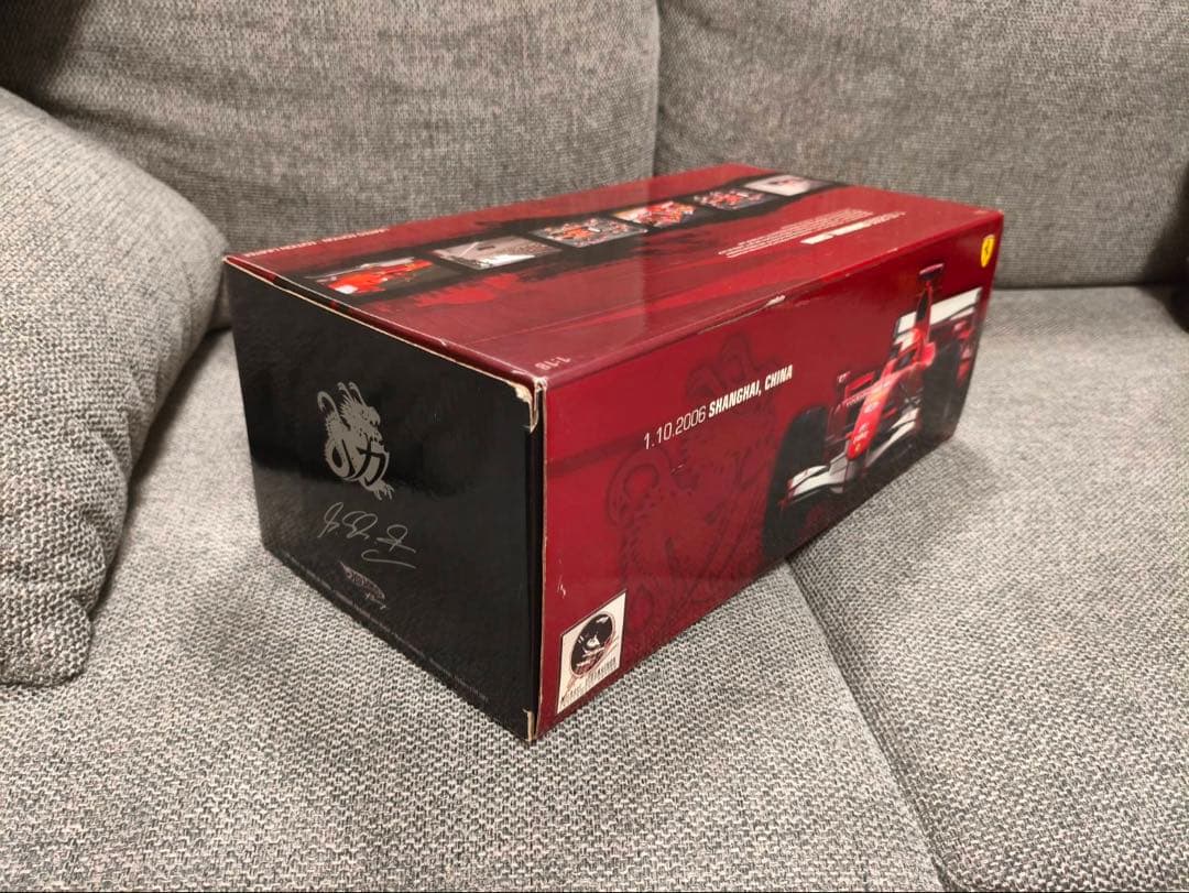 Hot Wheels Racing 1/18 ミハイルシューマッハ 91勝記念