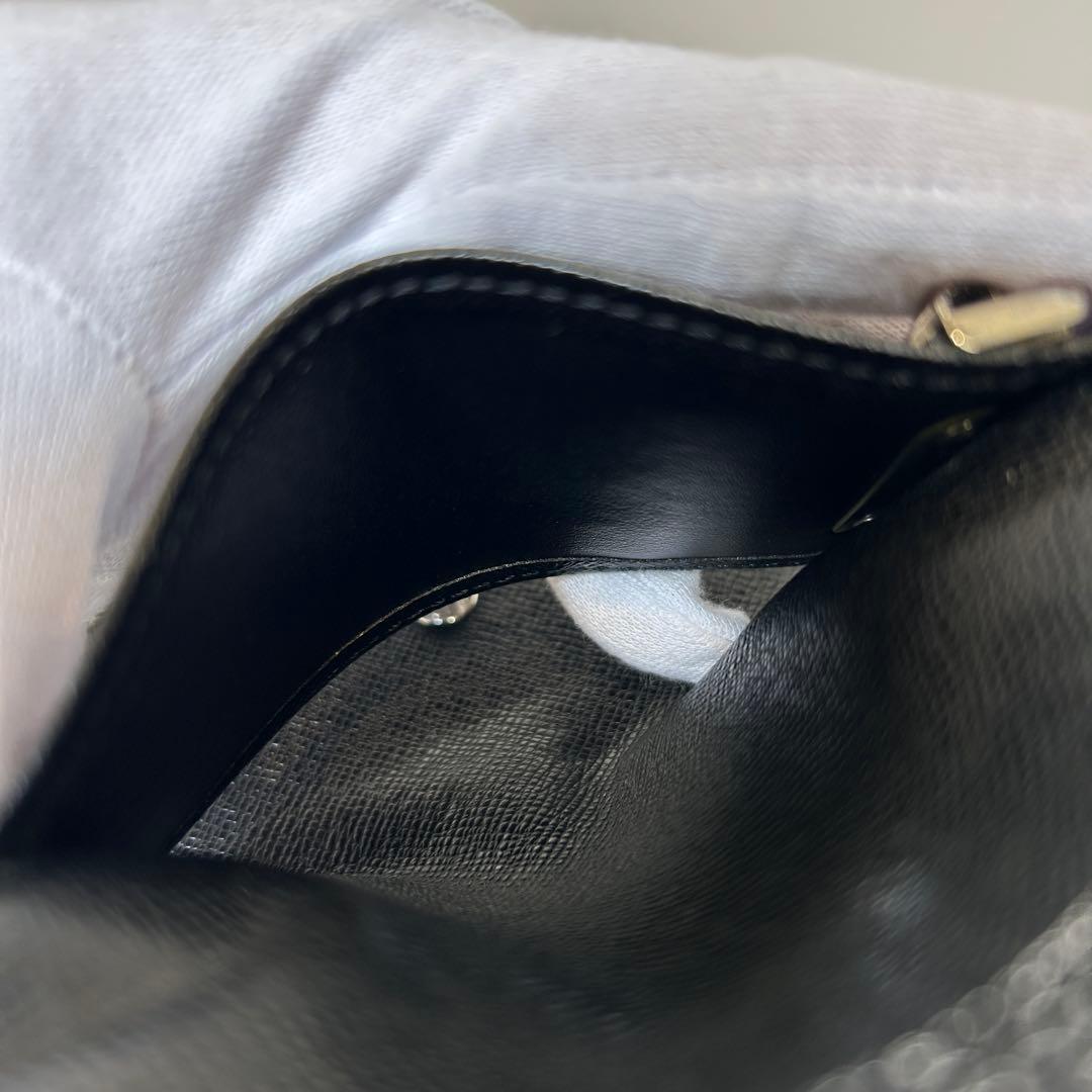 【良品】 ルイヴィトン　キーケース　6連　タイガ　黒　ミュルティクレ6