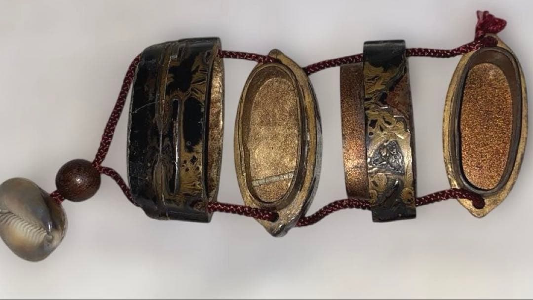 A-4 印籠　提物　金蒔絵　漆芸　漆器　古道具　アンティーク雑貨　美術品　工芸品