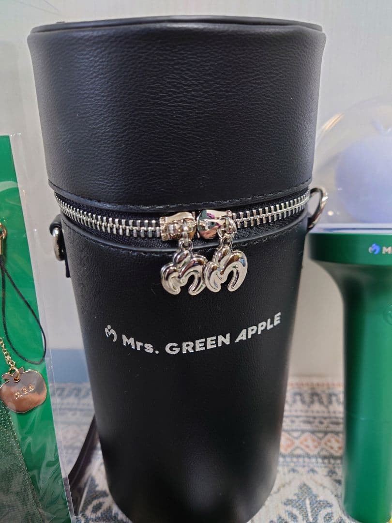 Mrs. GREEN APPLE ライトスティック　ケースセット