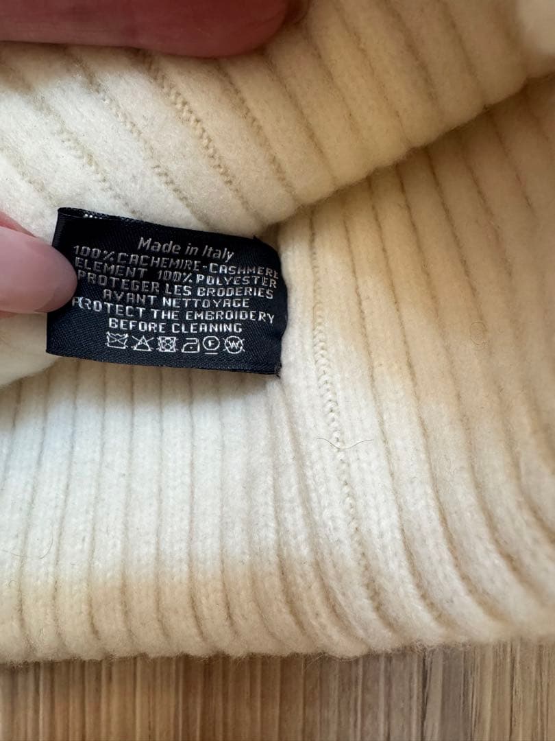 明日花キララちゃん着用色違いCHANELシャネルニット帽カシミアホワイト