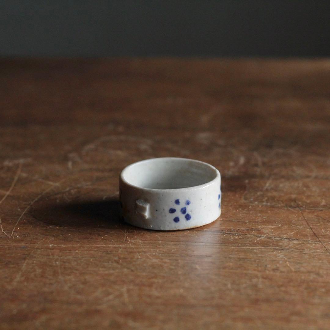 鳥の餌入れ 半筒盃 瀬戸 盃 古道具 アンティーク