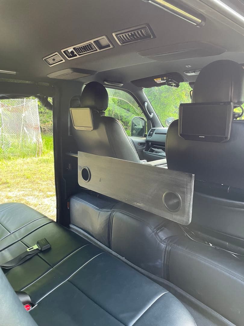 ハイエース　セカンドテーブル　車中泊　キャンプ