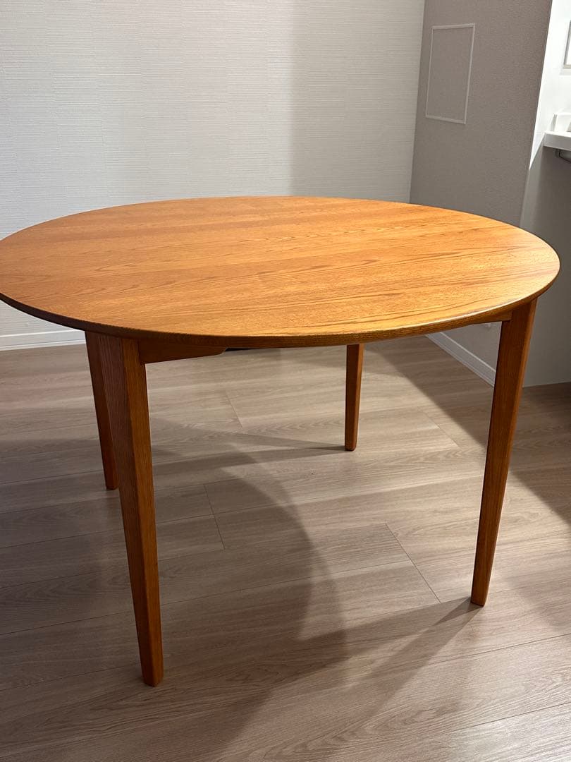 【限定値下げ】unico TOVE ラウンドダイニングテーブルφ1100