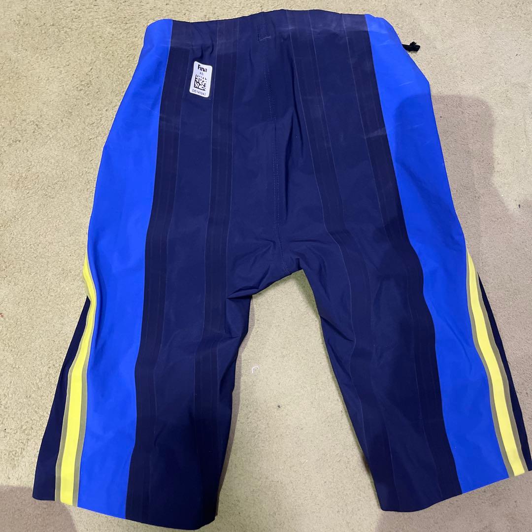 アリーナ　高速水着　新品箱無し