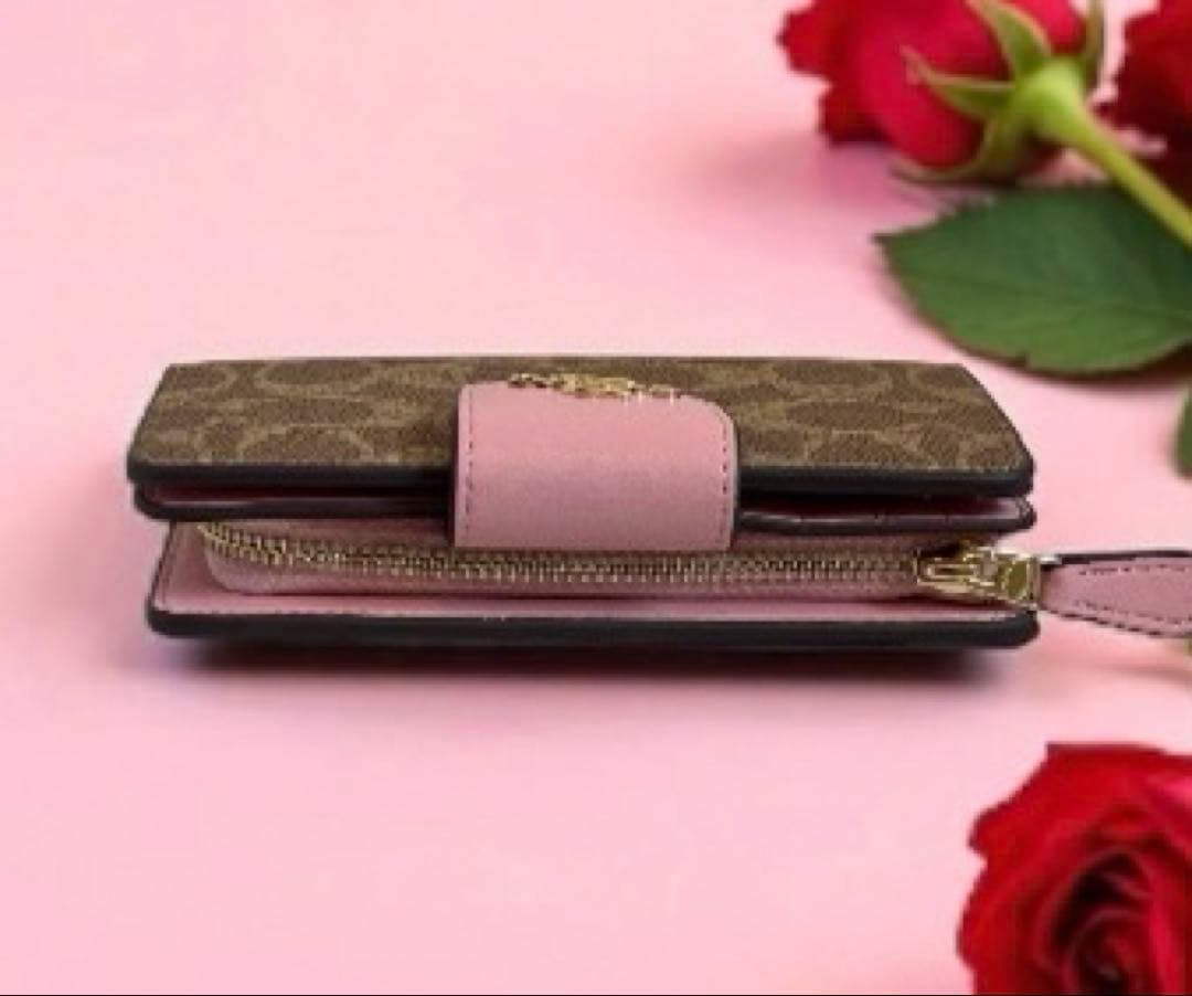 《新品》COACH 二つ折り財布ベージュ/ピンク