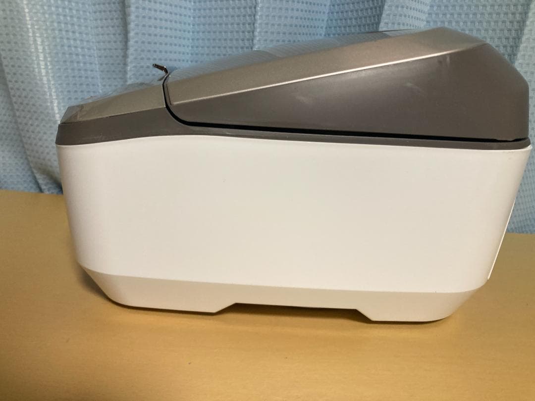 日立 炊飯器 ふっくら御膳　IH　圧力スチーム　RZーTS１０４M 5.5合炊き