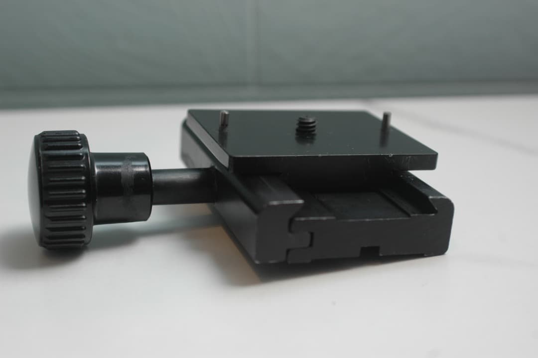 （マミヤ）Mamiya RZ67用クイックシュー