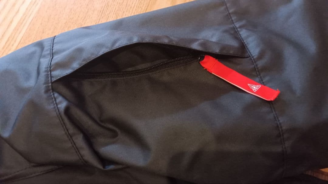 [美品]ナイキ（NIKE） カイリー ジャケット Mサイズ ブラック