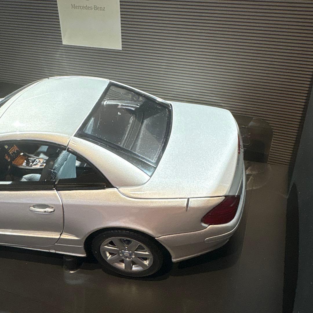 ディーラー特注 1/18 メルセデス・ベンツ SL