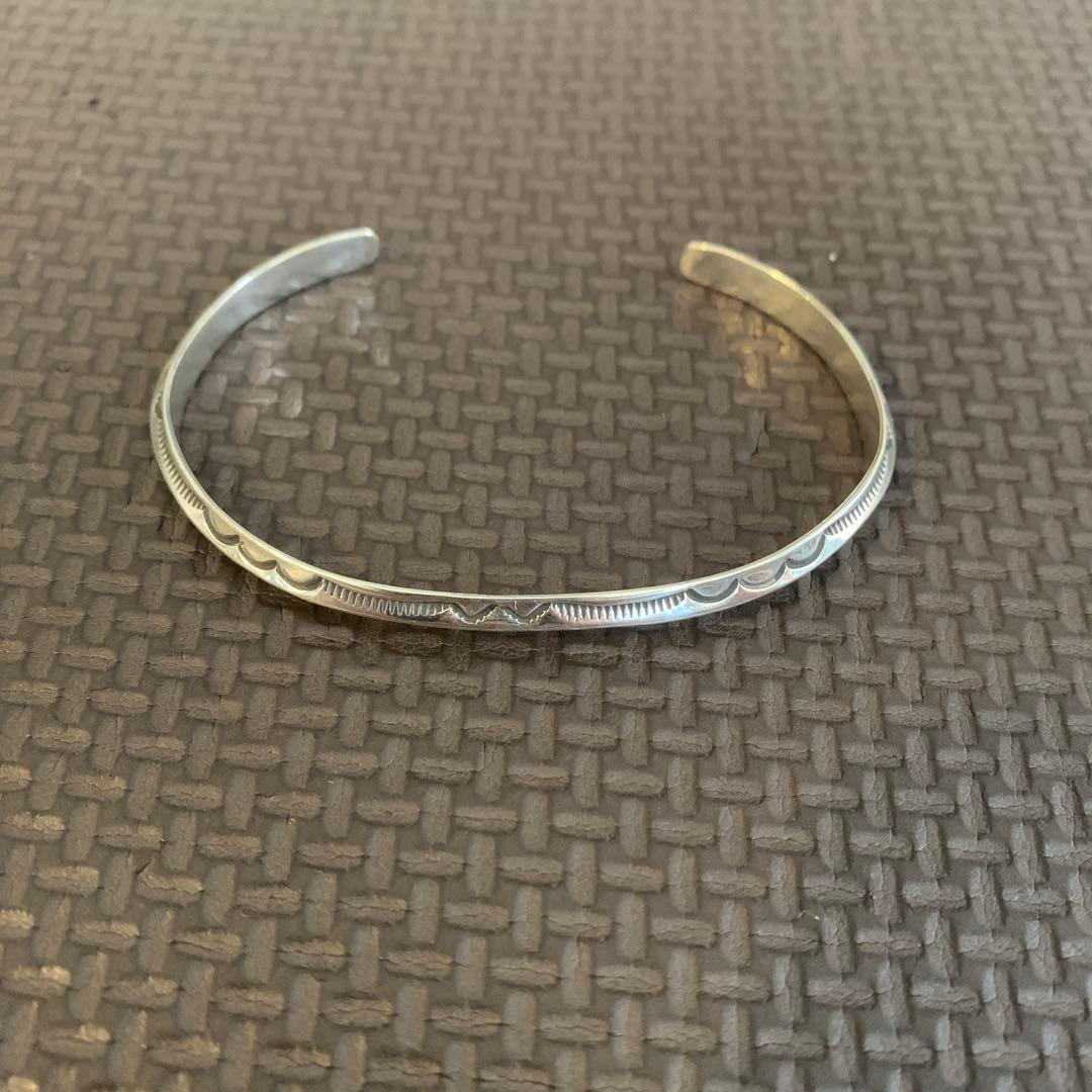 RAY ADAKAI シルバーバングル