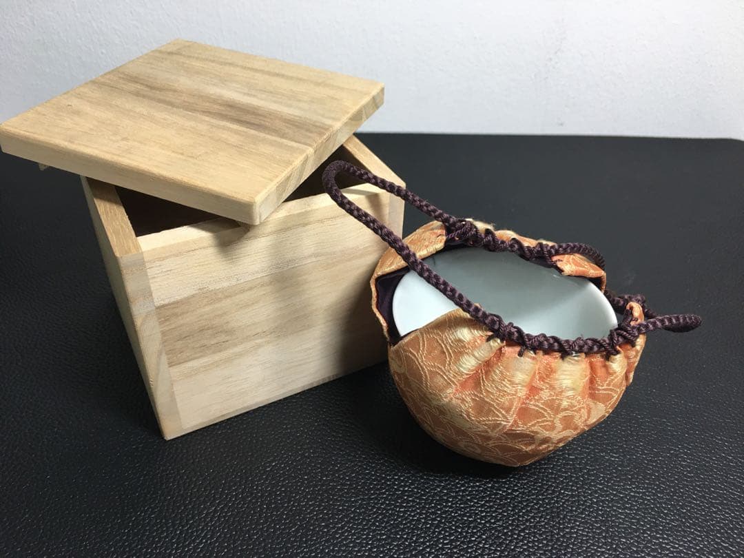 中国古玩　染付　煎茶碗　共箱，仕覆付け　南京玩品 唐物 時代物