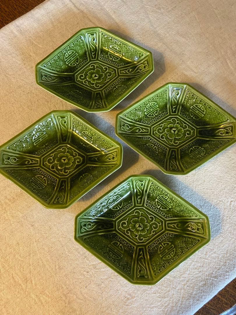 菱形皿　陽刻　4枚　珉平焼？三田焼？