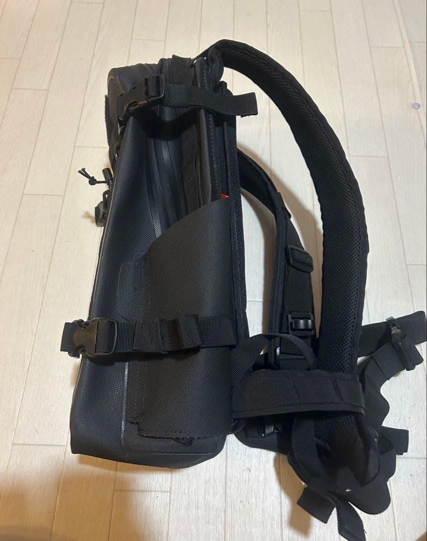 ENDURISTAN ハリケーンバックパック 15L