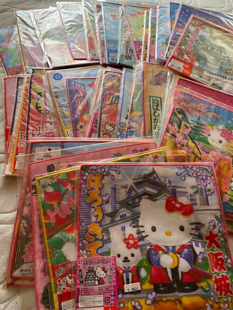 ご当地キティちゃん　タオルハンカチ　52枚